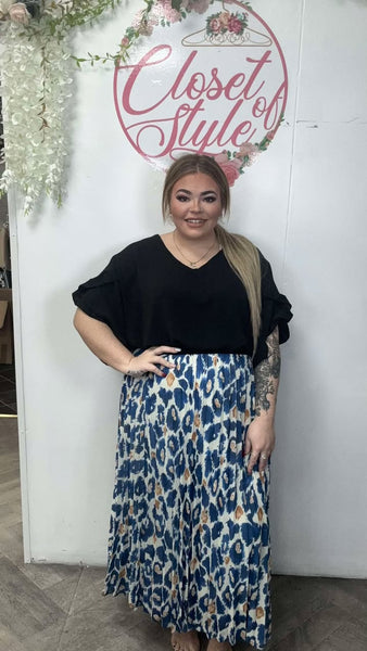 Skirts onesize 16-24 £23.99