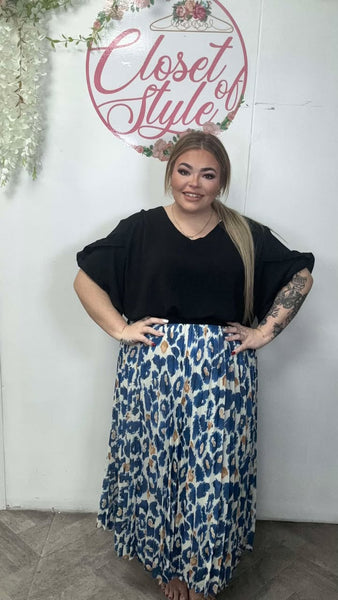 Skirts onesize 16-24 £23.99